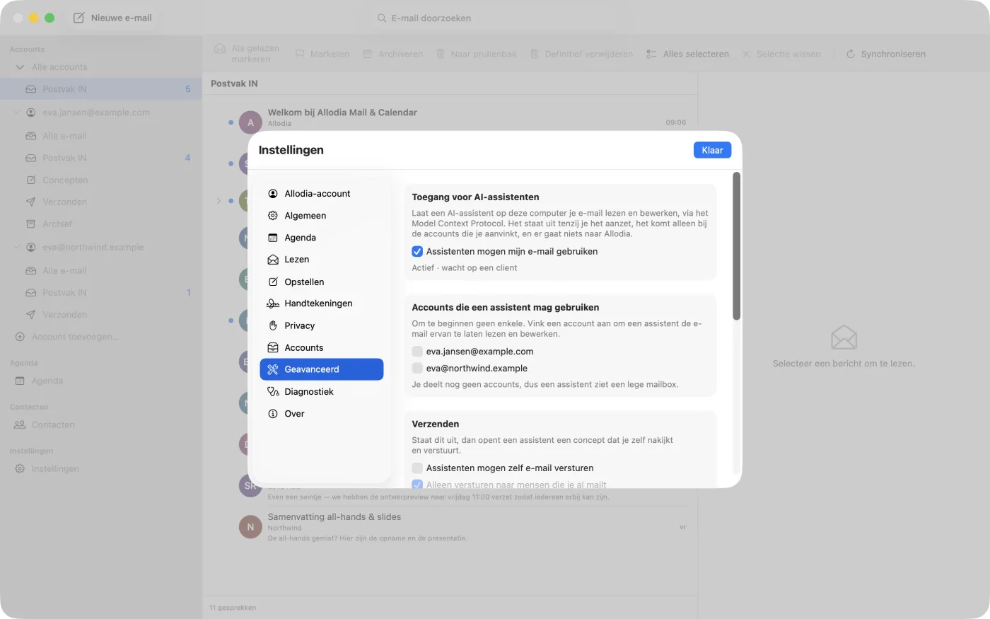 Hetzelfde paneel aangezet, met de tekst "Actief · wacht op een client"