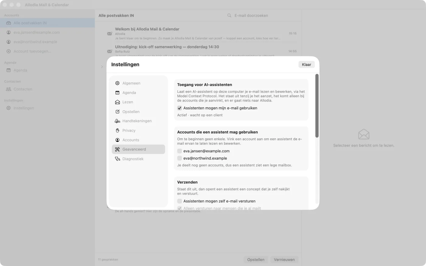 Hetzelfde paneel aangezet, met de tekst "Actief · wacht op een client"