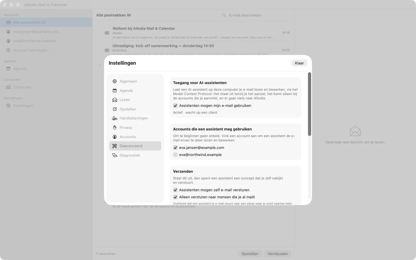 Het onderdeel Verzenden, met zelf versturen aan en de bekende-ontvangersregel aangevinkt