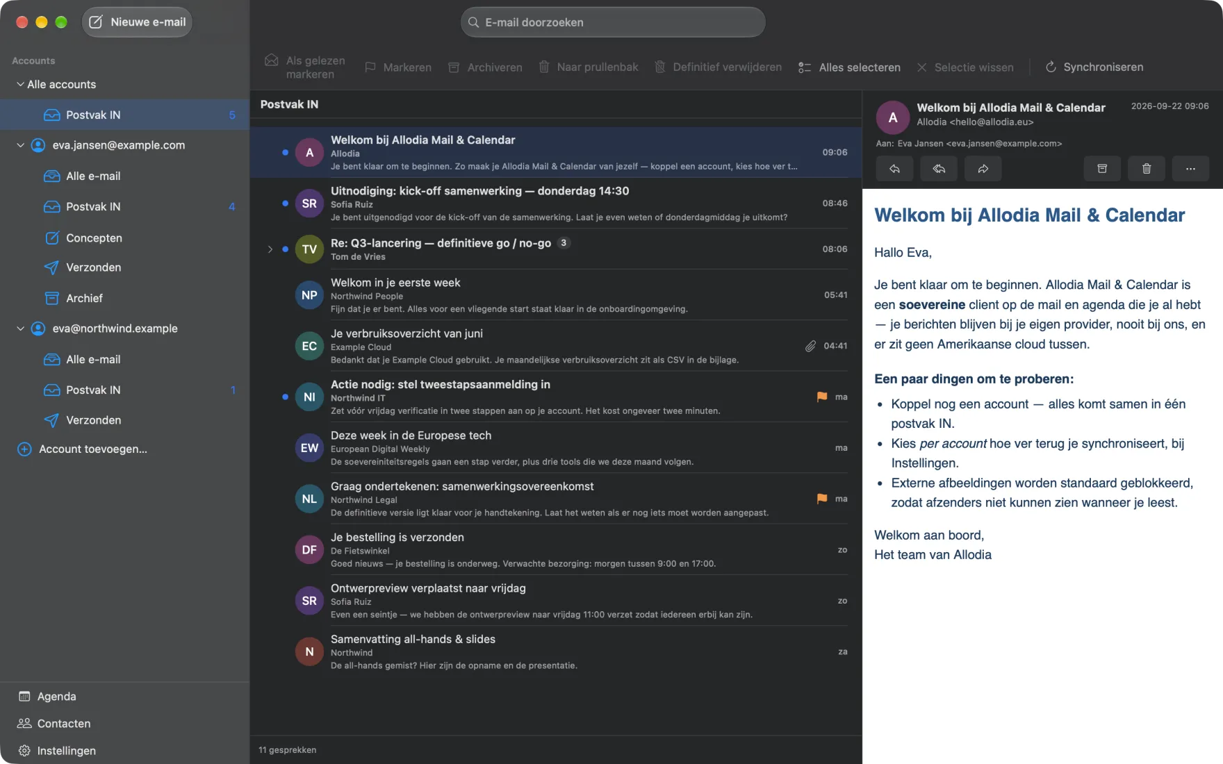 Allodia Mail & Calendar op macOS in donkere weergave, met de gecombineerde inbox